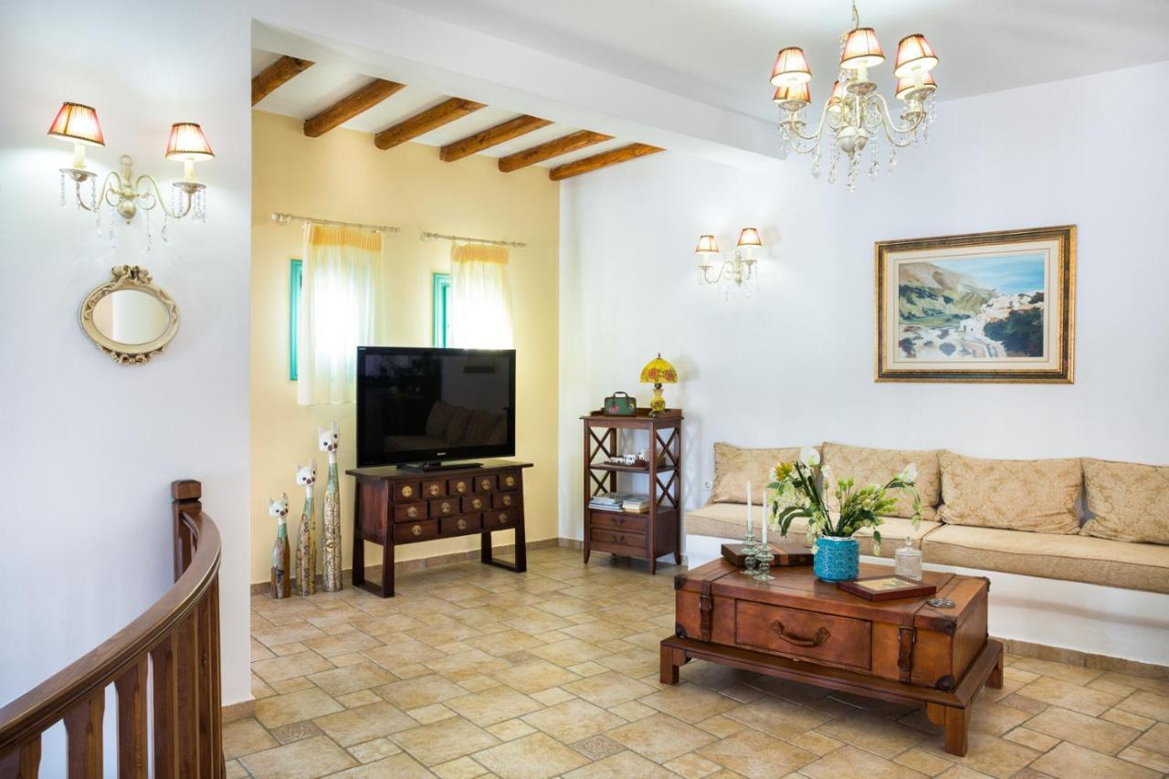 Folégandros Aria Boutique Hotel מראה חיצוני תמונה